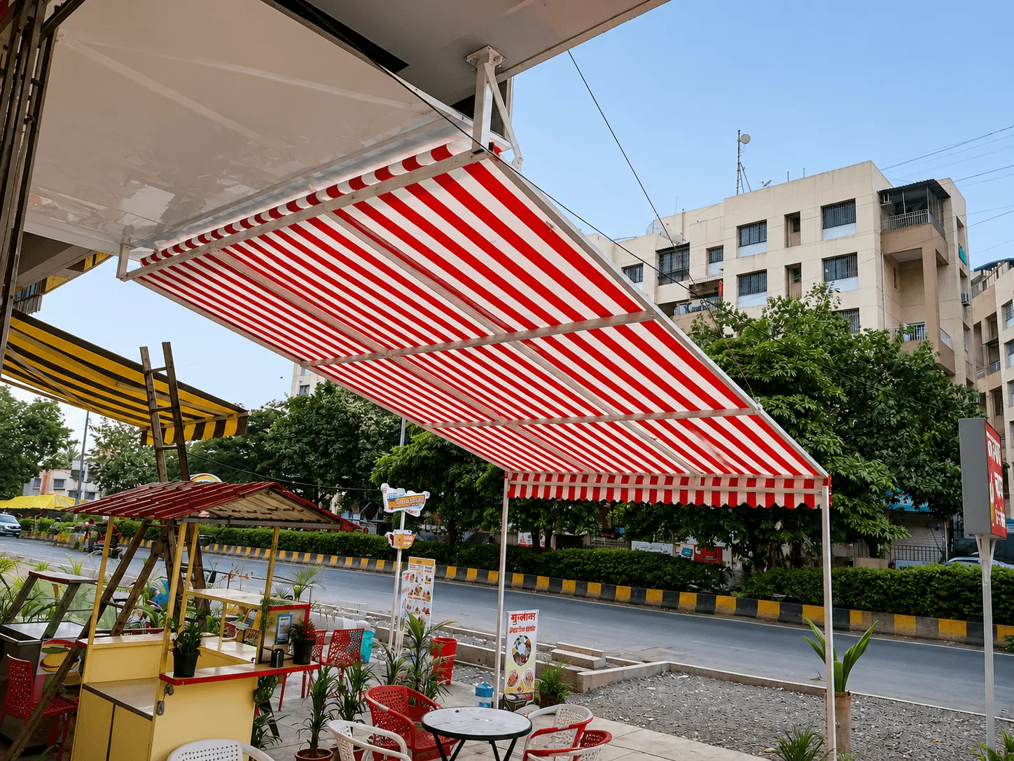 Fix/Foldable Awning - Slide 1 Fix/Foldable Awning - Slide 1